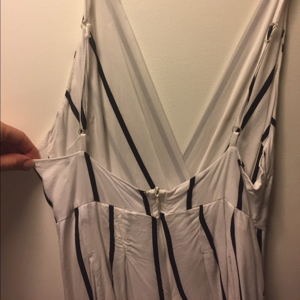 Striped romper - Picture 4 of 6